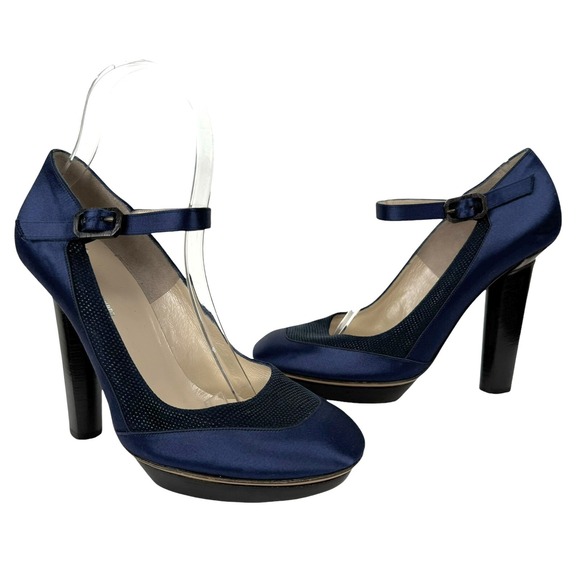 Nicholas Kirkwood High Heels EU 38 US 7.5 Navy Satin Round Toe Italy Maryjane